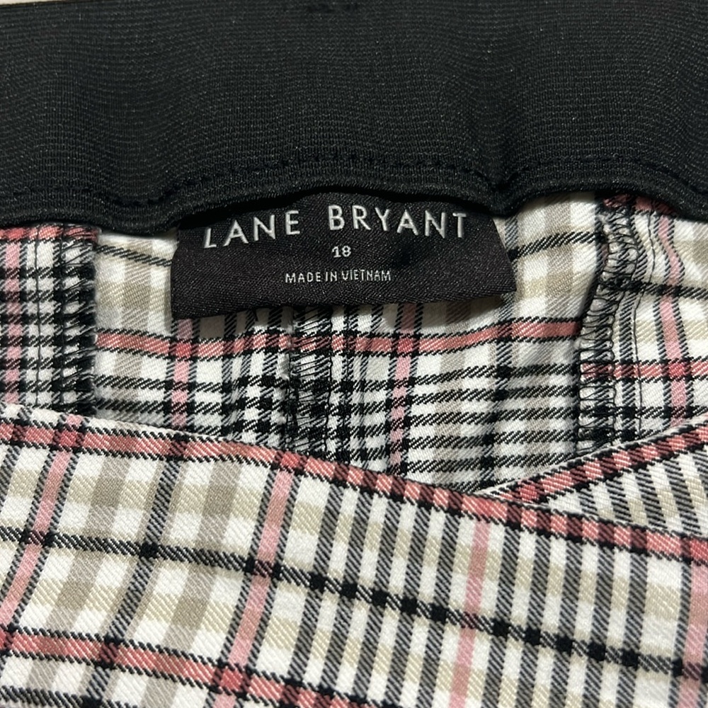 Lane Bryant Capris - size 18